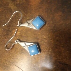 Elegant Dangle Sterling Silver Southwestern Turquoise Earrings